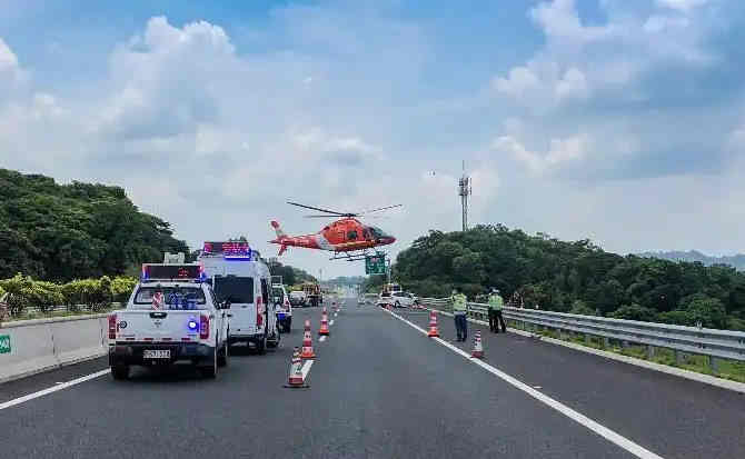 盖州高速公路汽车救援案例